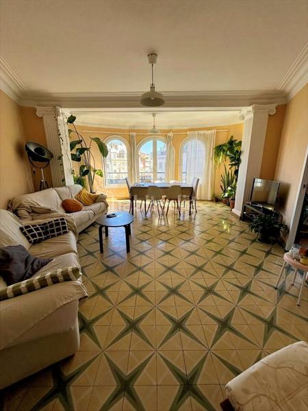 Foto 0a3a6db3-fbf8-4d0a-ab8e-b03eb7a36781. Àtic a compte urgell 43 a Sant Antoni Barcelona