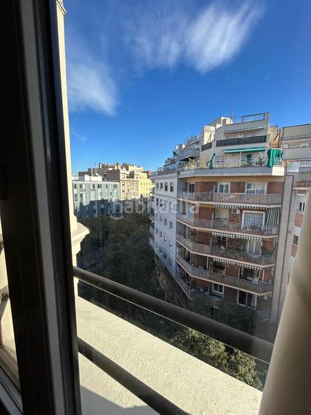 Foto c2348795-b416-49c7-8be1-c11b993e3b98. Àtic a compte urgell 43 a Sant Antoni Barcelona