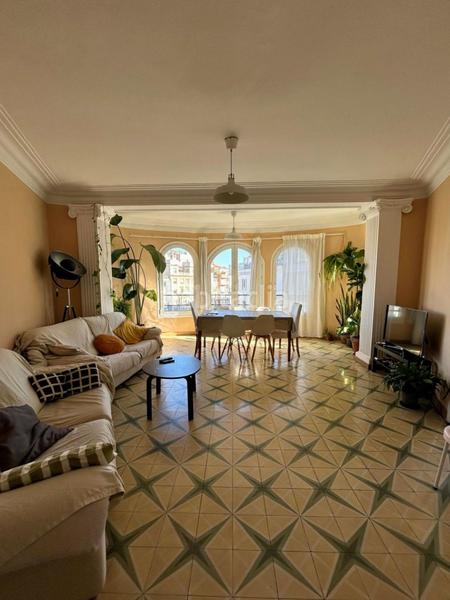 Foto c8c3eff7-0717-446a-8126-77e0623431c9. Àtic a compte urgell 43 a Sant Antoni Barcelona