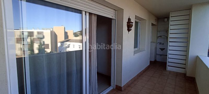 Foto e7a3e6c7-e690-4d4b-8c9c-33538fbc5391. Lloguer pis amb calefacció aparcament a Els Molins - Pins Vens Sitges