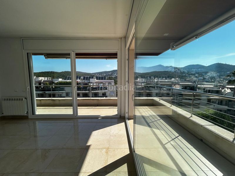 Foto 0ba7fbd4-bb60-44e1-9b7d-e02cc2008189. Piso  en venta , 2 dormitorios. en Els Molins - Pins Vens Sitges