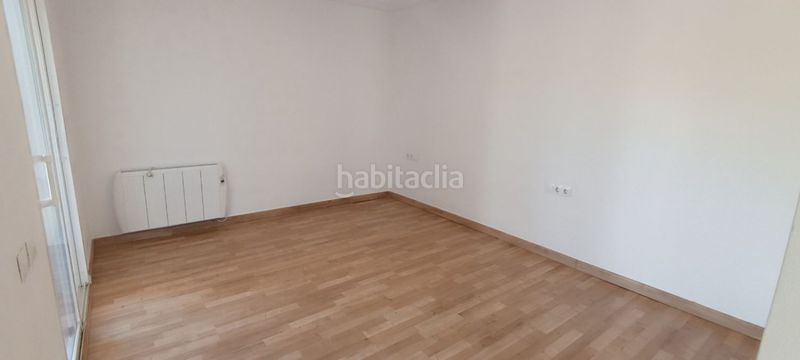 Foto 22045289-fc83-45cb-a10c-81218cef29f8. Apartament amb aparcament piscina a Can Pei Sitges