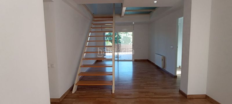 Foto f087048a-a2ba-4e79-835c-c1ea1a3ebb8a. Apartament amb aparcament piscina a Can Pei Sitges