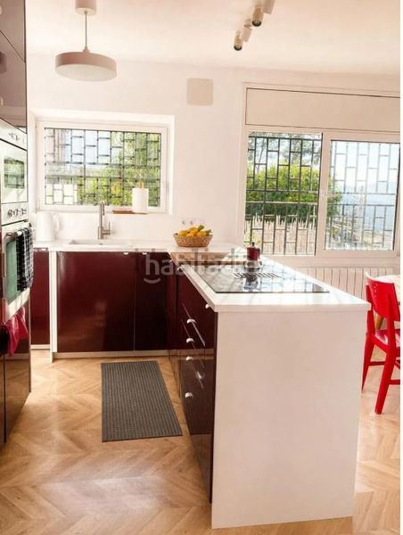 Foto 48b4dee8-0892-48bb-9547-0d5a2e7606c3. Casa amb calefacció a Dreta de l´Eixample Barcelona