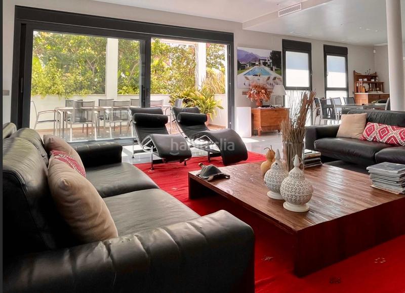 Foto eee9db27-5583-4c0a-a531-c1e9a31339e1. Casa amb aparcament piscina a Marbesa Marbella