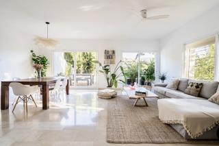 Maison jumelée à La Quinta. Adosado en primera línea de golf con impresionantes vistas al ca
