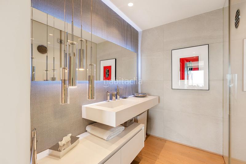 Foto 0cbda096-c977-4645-acfe-30e6606cc336. Attique avec parking dans Puerto Banús Marbella