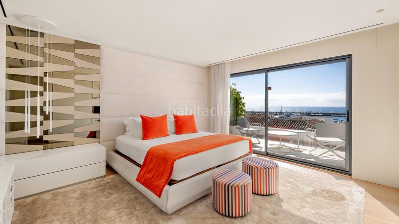 Foto 81730e9a-8df7-42f6-9239-3d3ee0327906. Attique avec parking dans Puerto Banús Marbella