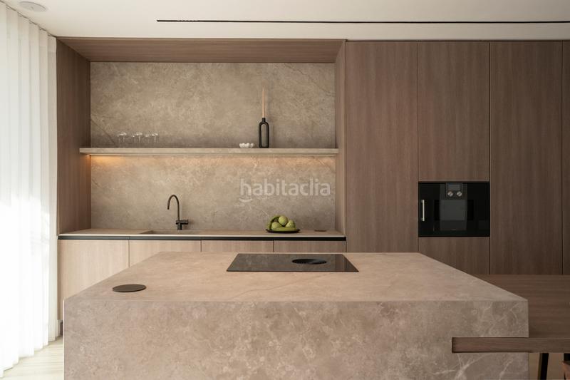 Foto 4d478420-80f0-4ba3-9517-714c74297e59. Àtic amb piscina a Zona de Punta Plata Estepona