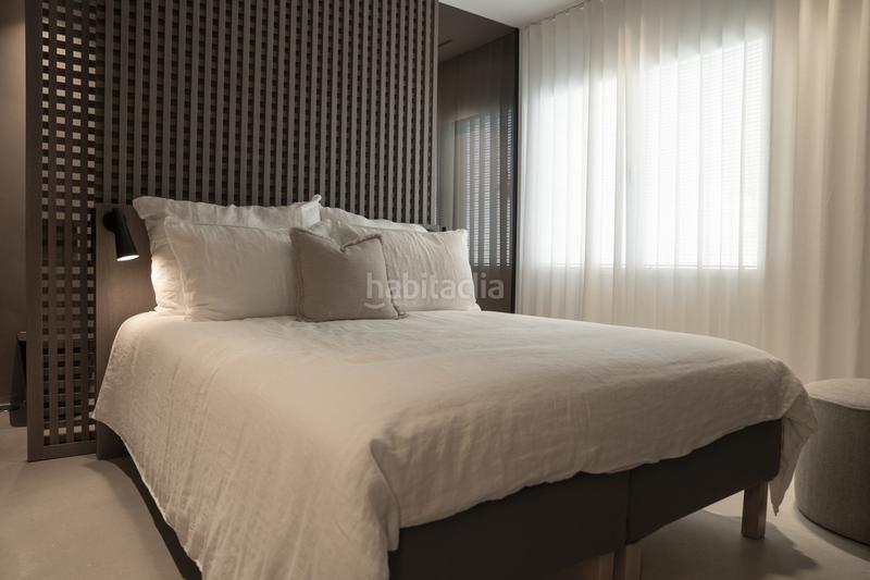 Foto 77bdcbb5-3936-46d4-993f-9f422ee85cf2. Àtic amb piscina a Zona de Punta Plata Estepona