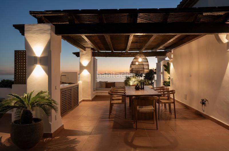 Foto 870ac3b6-4115-451a-aa11-349d79a86f80. Àtic amb piscina a Zona de Punta Plata Estepona