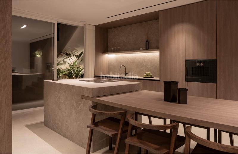 Foto 97a9880f-d40d-48ea-a826-de53edb8f685. Àtic amb piscina a Zona de Punta Plata Estepona