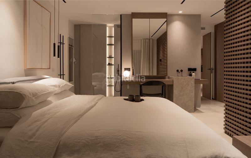 Foto ffcec5de-7684-43e0-88c9-0c938312db59. Àtic amb piscina a Zona de Punta Plata Estepona