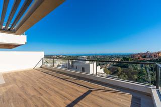 Àtic a Nueva Andalucía centro. Ático de lujo con vistas panorámicas al mar  nueva andalucia, ma