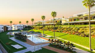 Planta baixa a Elviria. Apartamento de lujo en planta baja, primera linea golf  marbella