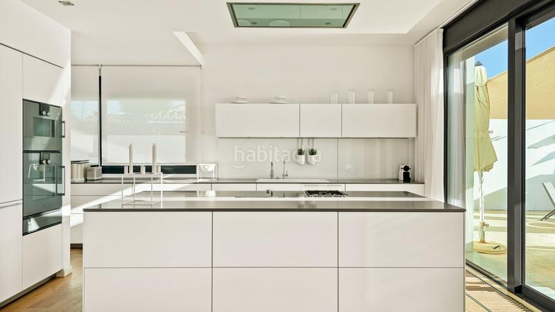 Foto 7152d2b1-6188-4ba6-a633-83ad21ab58b8. Casa con parcheggio piscina in Costabella Marbella