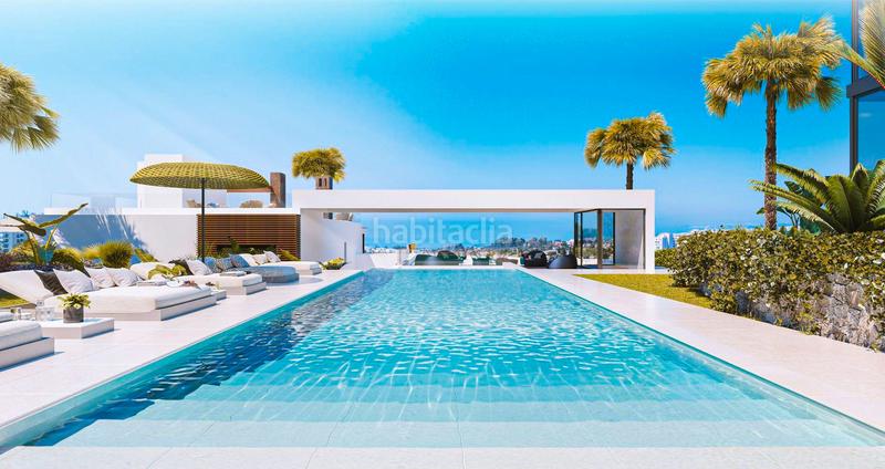 Foto bf24310b-29e2-46f7-aa01-bf6500b80a78. Casa pareada villa apareada de lujo este, en Elviria Marbella