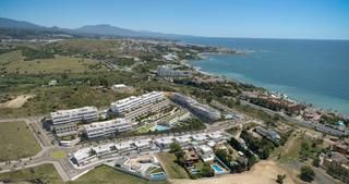 Casa a Gaspara la 1. Villa contemporánea con piscina privada  estepona oeste, estepon