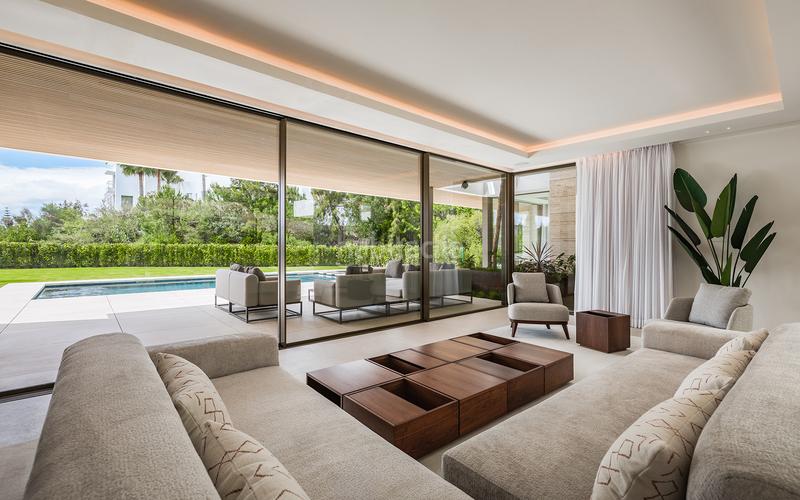 Foto 4cf7857b-207d-4105-ac6b-90be97d111bc. Casa con parcheggio piscina in Paraiso - Barronal Estepona