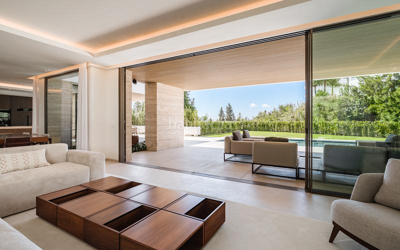 Foto fce1a941-2cd9-48dc-bad4-3d8d8386f4c8. Casa con parcheggio piscina in Paraiso - Barronal Estepona