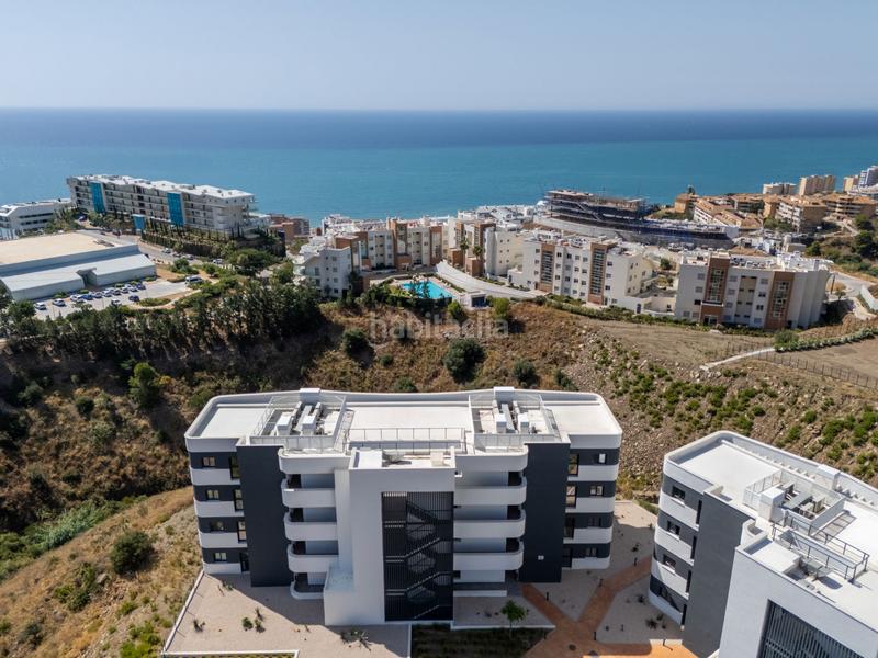 Foto 58b2494e-6337-47f5-97c9-2c7485b6a835. Planta baja en ur-6 el higueron 15 apartamento moderno en planta baja con vistas parciales al mar en venta El Higuerón west, en Fuengirola