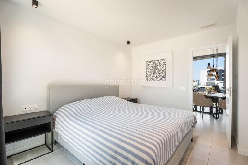 Foto de566dff-67d3-4675-8558-c2c4e5222907. Planta baja en ur-6 el higueron 15 apartamento moderno en planta baja con vistas parciales al mar en venta El Higuerón west, en Fuengirola