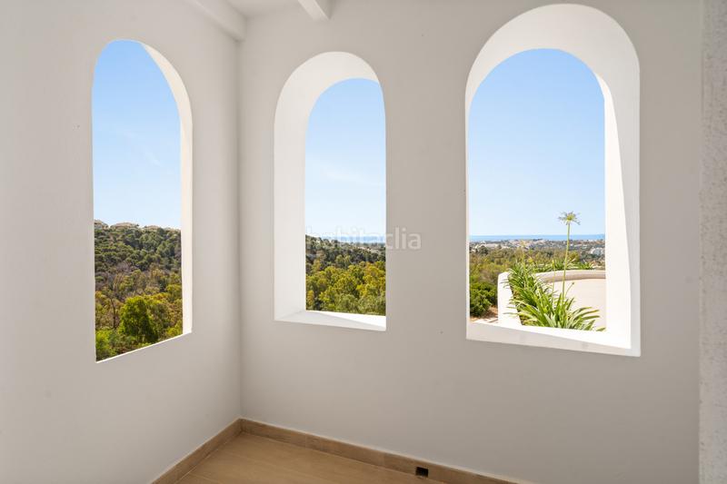 Foto 5f038a1d-e1e2-468c-82c0-19a2e23acfc1. Casa a nueva andalucia 6l 25 a Los Naranjos Marbella