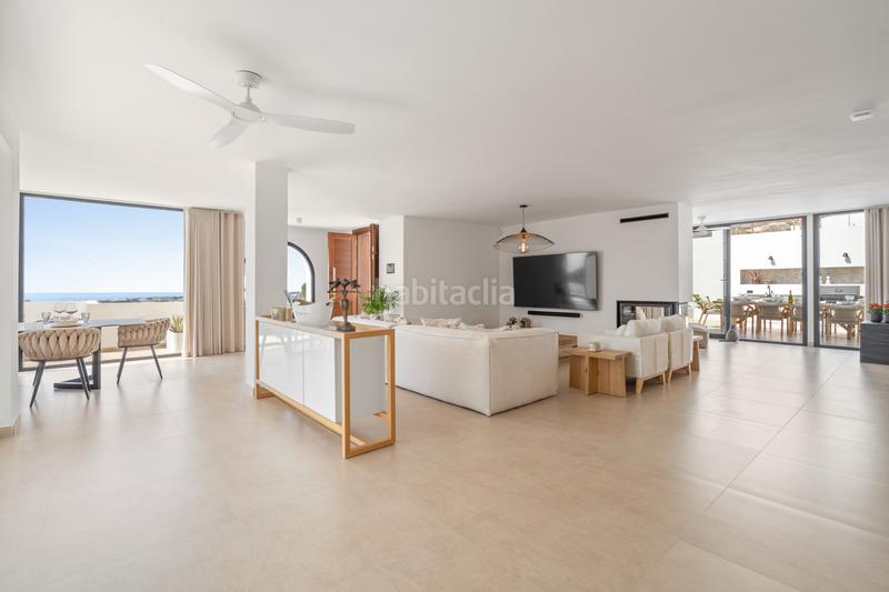 Foto 79054918-18d9-4a89-9068-96fb5ebb6d01. Casa a nueva andalucia 6l 25 a Los Naranjos Marbella