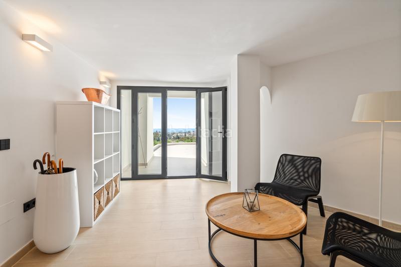 Foto a6118196-0a41-40df-a5ee-d65ece17ea71. Casa a nueva andalucia 6l 25 a Los Naranjos Marbella