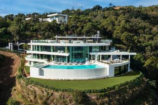 Maison à La Zagaleta. Villa de diseño arquitectónico refinado con vistas panorámicas a