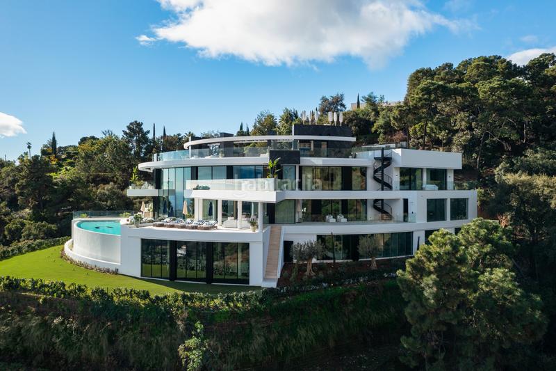 Foto 23777950-9f97-4445-8f06-8e9a42a01ef0. Haus mit parking pool in La Zagaleta Benahavís