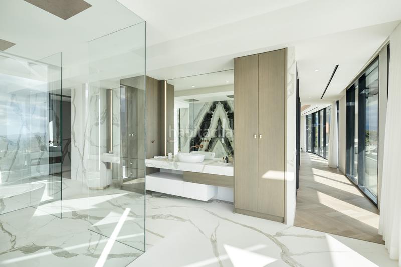 Foto bdea0124-7936-4494-8f74-b5f11a09194d. Haus mit parking pool in La Zagaleta Benahavís