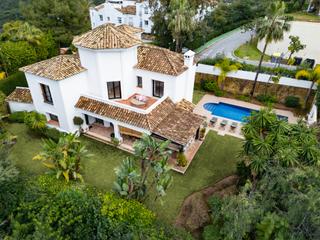 House in La Quinta. Villa mediterránea con vistas al golf  la quinta, benahavís