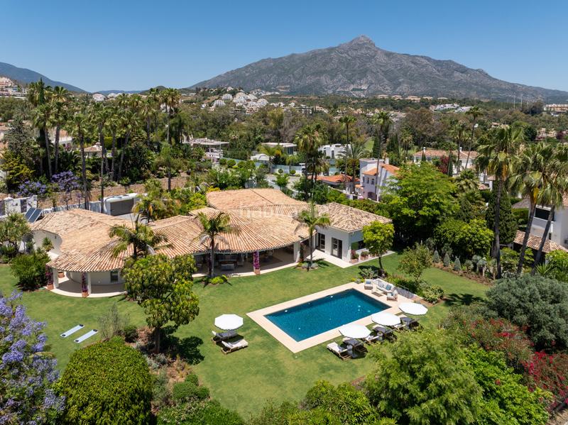 Foto 8ce4e466-17ea-4e13-8b36-ac83c8dc27ed. Casa en osa menor-nv andalucia g 1 villa en una sola planta con jardín botánico la cerquilla, nueva andalucía en Marbella