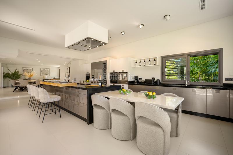Foto b23a894e-4a00-47e8-90c5-6fd5f83c224f. Casa en osa menor-nv andalucia g 1 villa en una sola planta con jardín botánico la cerquilla, nueva andalucía en Marbella