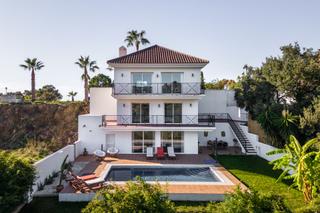 Casa a Naciones de las 88. Villa jazu, tranquilidad a pocos minutos del centro  forest hill