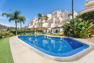 Apartament a Puerto del almendro 5. Apartamento reformado de 3 dormitorios en esquina con interior d