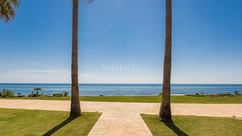 Foto 13cee8ba-4e2c-433d-8981-87fe8c73e73c. Planta baja en mare nostrum 40 apartamento en planta baja frente al mar con terraza, sauna y vistas al mar los granados del mar, en Estepona