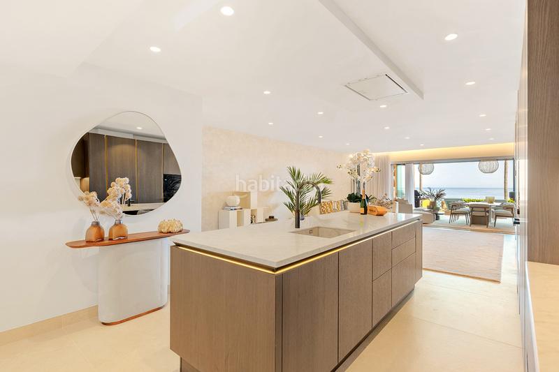 Foto 513f9bde-5b79-4d97-892d-f0d52d60b48b. Planta baja en mare nostrum 40 apartamento en planta baja frente al mar con terraza, sauna y vistas al mar los granados del mar, en Estepona