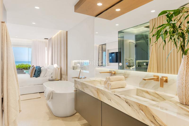Foto 5af73ba2-15e3-42b6-81ae-734a48c8295d. Planta baja en mare nostrum 40 apartamento en planta baja frente al mar con terraza, sauna y vistas al mar los granados del mar, en Estepona