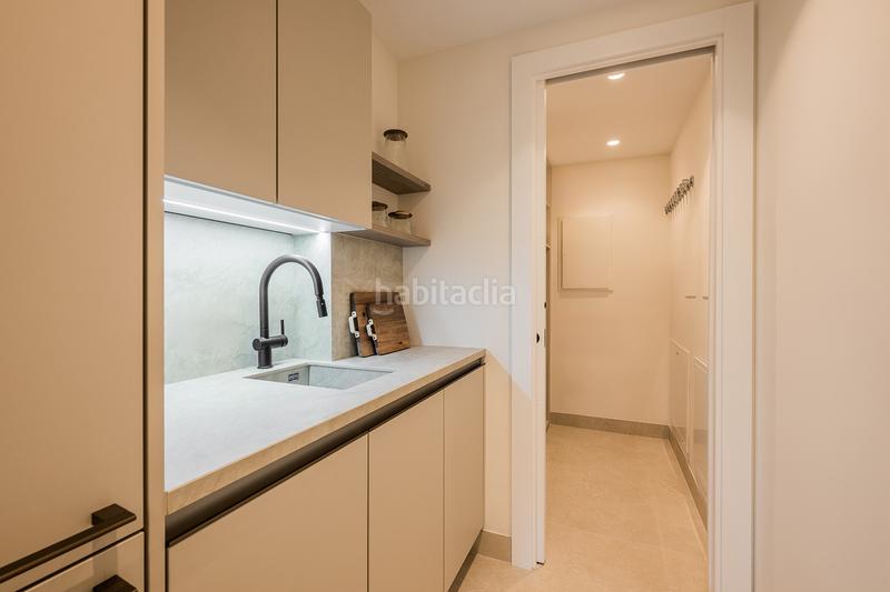 Foto 9bcadf2e-d0d6-4ae4-b1e3-e041c016a188. Planta baja en mare nostrum 40 apartamento en planta baja frente al mar con terraza, sauna y vistas al mar los granados del mar, en Estepona