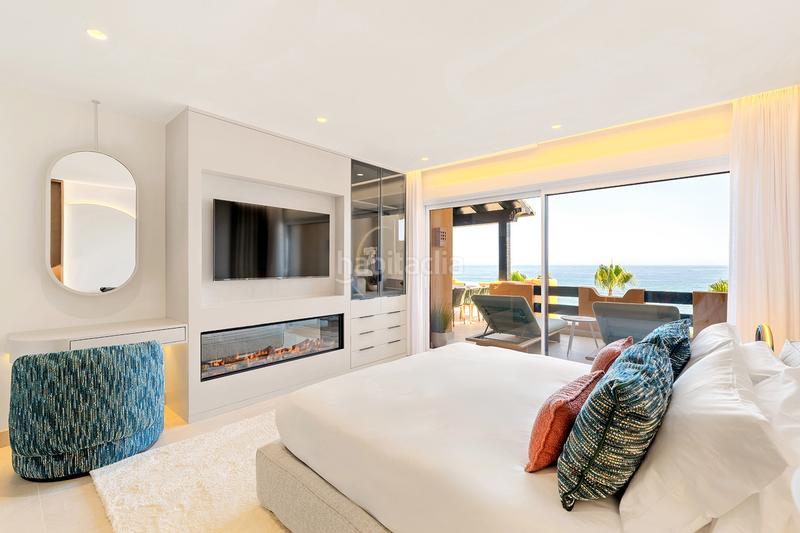 Foto 2441d899-5c64-4ebf-9f76-307d38a79e1f. Apartamento en nacional 340 159 apartamento costero reformado con vistas al mar e interiores sofisticados los granados del mar, este en Estepona