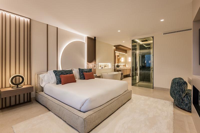 Foto 2d4389b9-4815-47f9-9e99-960d0ff012ab. Apartamento en nacional 340 159 apartamento costero reformado con vistas al mar e interiores sofisticados los granados del mar, este en Estepona