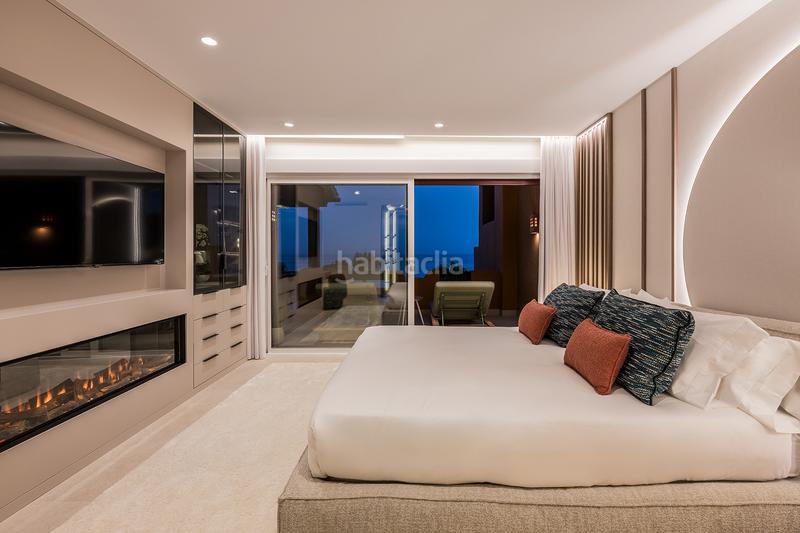 Foto ef3fcd03-9da5-4fdd-825c-2f8fe587c98c. Apartamento en nacional 340 159 apartamento costero reformado con vistas al mar e interiores sofisticados los granados del mar, este en Estepona