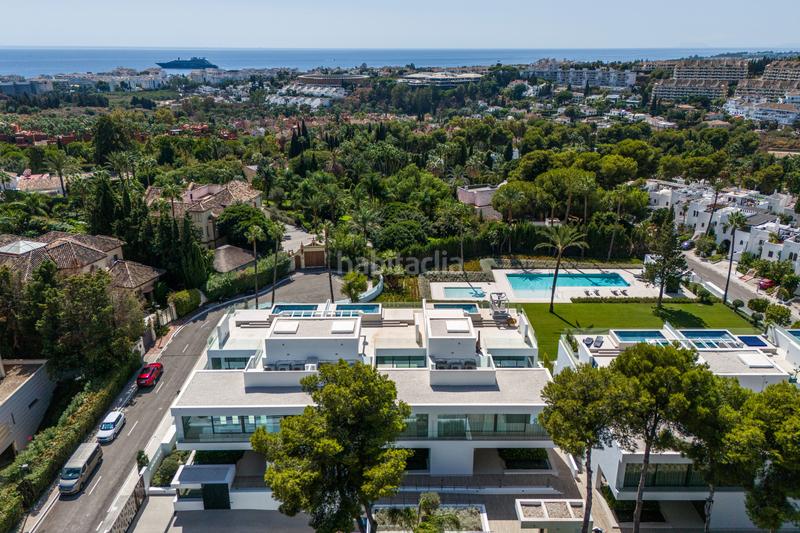 Foto 630979ad-94ee-42dc-a502-c30d4c0cb5b1. Casa aparellada a joan miro-atalaya rio ver 42 a Marbella