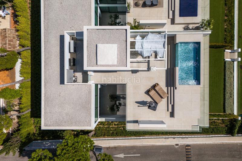 Foto 86361227-b046-4827-bc2c-ab9a1779c4da. Casa aparellada a joan miro-atalaya rio ver 42 a Marbella