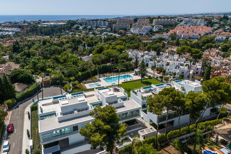 Foto 88ae9fe9-c796-4c16-8ea7-82b2994b9c44. Casa aparellada a joan miro-atalaya rio ver 42 a Marbella