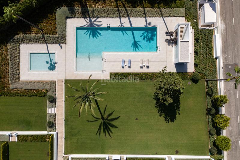 Foto e940a788-6906-46b1-9dfb-286988a2a670. Casa aparellada a joan miro-atalaya rio ver 42 a Marbella