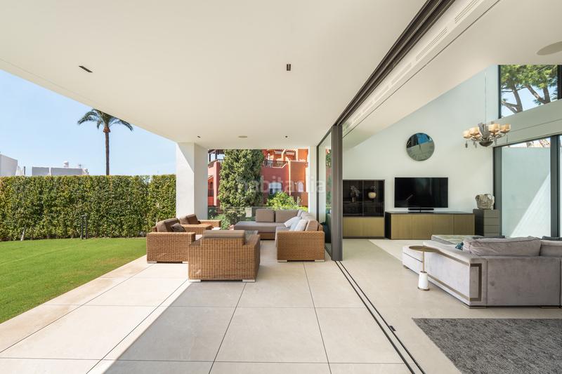 Foto e9988b97-baea-42f4-a6c0-f533afaa8e31. Casa aparellada a joan miro-atalaya rio ver 42 a Marbella