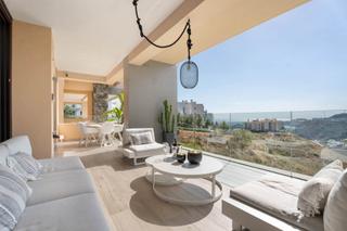 Appartement in Real de la quinta 5. Moderno apartamento de dos dormitorios en comunidad cerrada y se